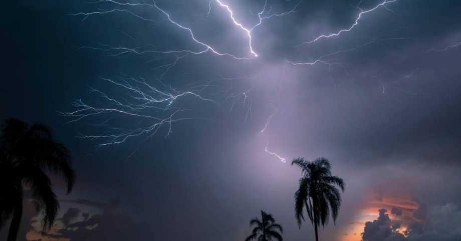 সুনামগঞ্জে পৃথক বজ্রপাতে ৩ জেলের মৃত্যু