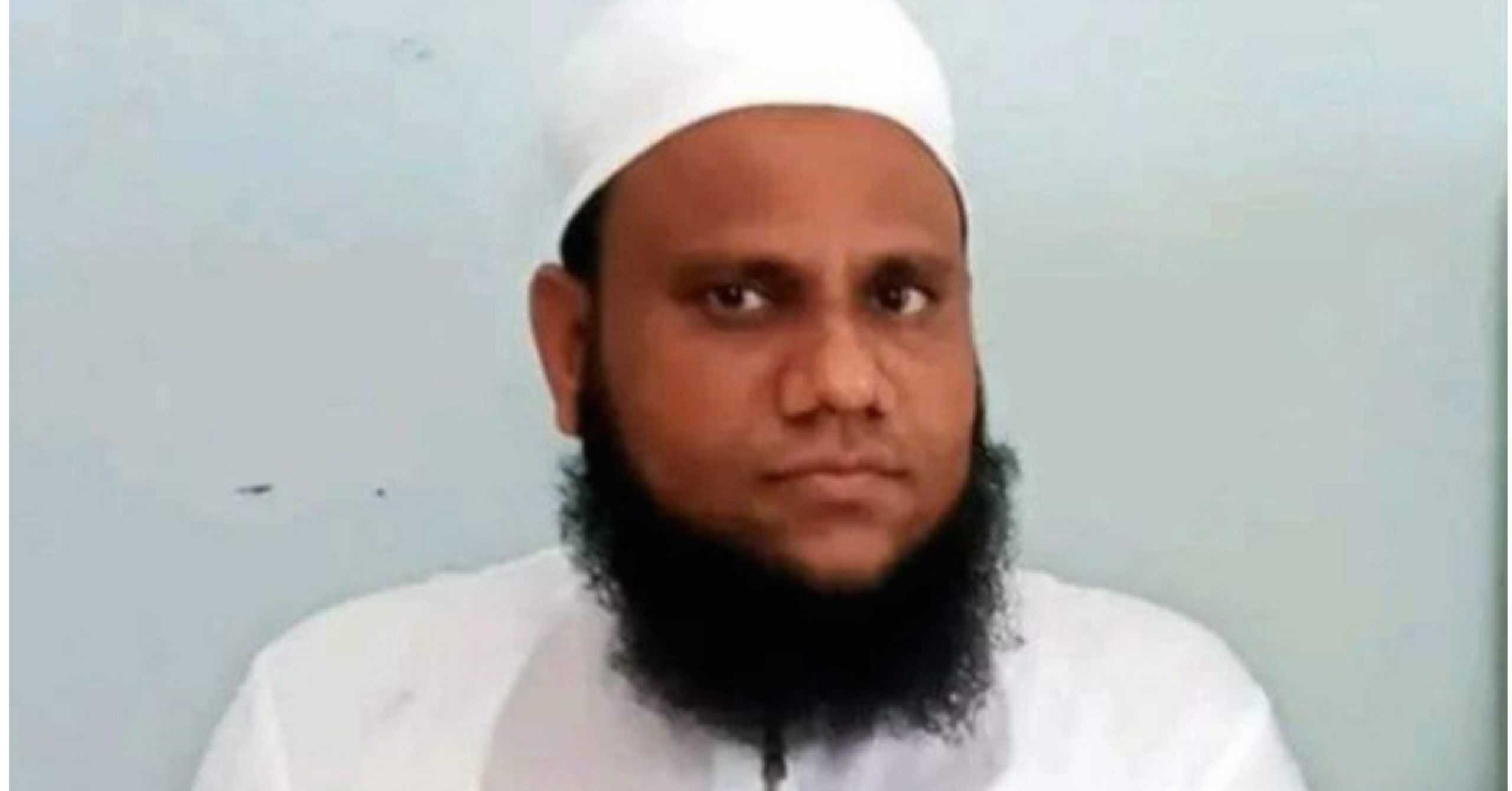 Rape and video recording: শিক্ষিকাকে ধ*র্ষ*ণ ও ভিডিও ধারণ;অতঃপর প্রিন্সিপাল গ্রেফতার
