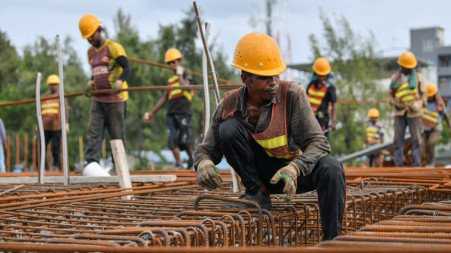Wage hike:মালয়েশিয়ায় শ্রমিকদের জন্য সুখবর